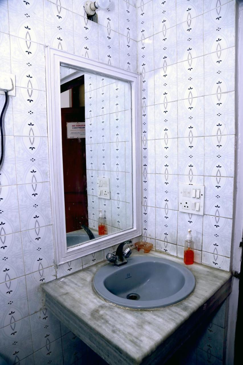 Batra Holiday Home - Couple Friendly Stays Delhi Kültér fotó