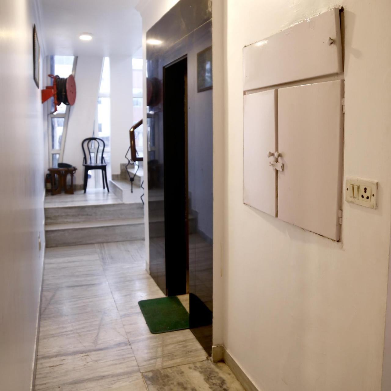 Batra Holiday Home - Couple Friendly Stays Delhi Kültér fotó