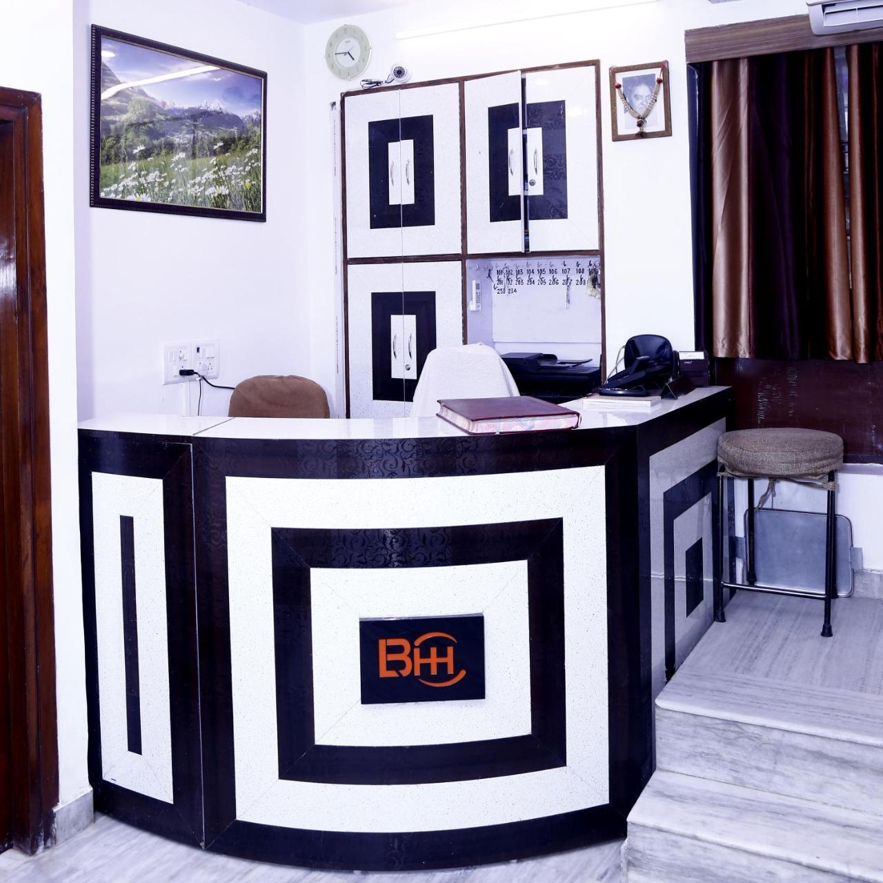 Batra Holiday Home - Couple Friendly Stays Delhi Kültér fotó