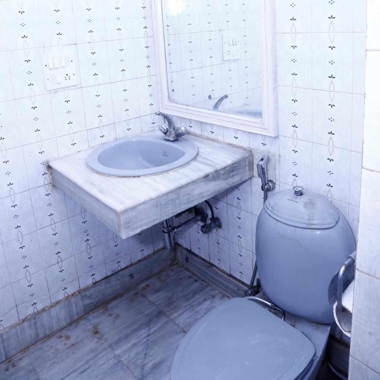 Batra Holiday Home - Couple Friendly Stays Delhi Kültér fotó